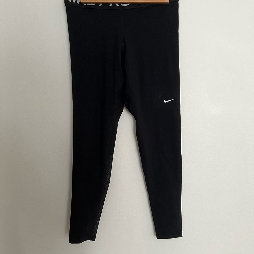 Nike Pro Black Leggings
